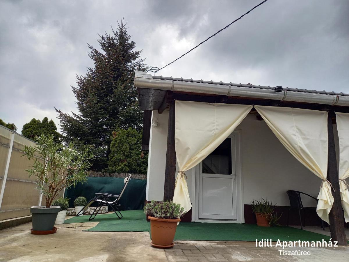 Idill Apartmanhaz B&B Tiszafüred Exterior foto